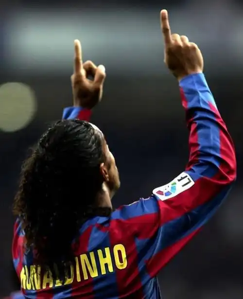 俱乐部效力 俱乐部效力