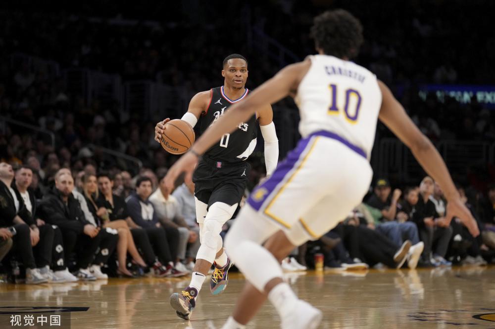 业生涯始于 业生涯始于